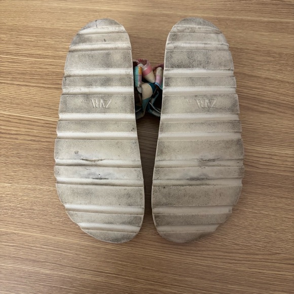 Zara Athletic Sandals Beige and Pastel Colorful Geometric Print Straps 39 (8) - Picture 6 of 9